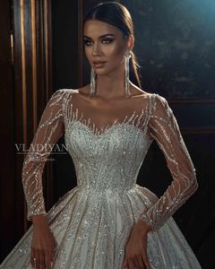 Luxury Arabic Dubai Beads Crystals Ball Gown Wedding Dresses 2022 Vestido de Noiva Blingbling Long Sleeve Wedding Dress Bridal Gowns