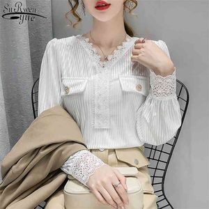 Autumn Fashion Women's Gold Velvet Bottom Shirt Long Sleeve s V Collar Lace Splicing Office Lady 12057 210427