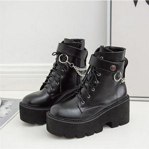 Metalowe łańcuchy Chunky Platforma Buty Damskie Round Toe Martin Kostki Buty Zimowe Czarne Punk Goth Boots dla kobiet