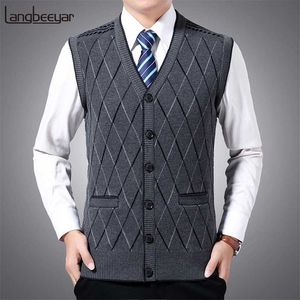 Mode Märke Tröjor Män Pullovers Vest Ärmlös Slim Fit Jumpers Knitwear Höst Koreansk stil Casual Clothing Male 211008