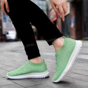 Nyaste Kvinnor Skor Larges Storlek Rhinestones Strumpor Färg Matchningar Tjock Soled Old Couple Shoe Sports Sneaker Kvinna Tränare Sneakers 35-43VV