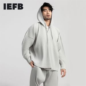 IEFB Japanese Streetwear Mode Herren gefaltete Hoodies hell atmungsaktiv Sonnencreme-Kleidung Profil Langarm Kausales Sweatshirt 211116