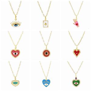 Roxi Färgglada Emalj Dainty Chain Choker Halsband för kvinnor Emaljed Heart Pendant Smycken Tillbehör Valentines Present