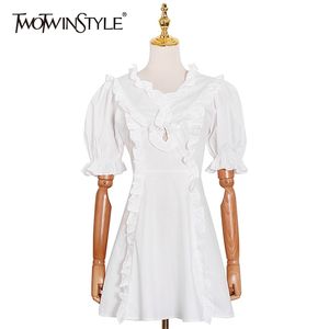 Пустые out ruched платье для женщин v шеи с коротким рукавом высокая талия белые платья женская мода одежда лето 210520