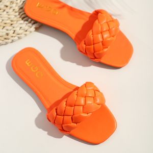 2021 럭셔리 슬라이드 여성 10cm 하이힐 노새 여름 샌들 블록 뒤꿈치 슬리퍼 PRIM 플랫폼 스트리퍼 웨딩 신발 SDSSDFHFDCNCV