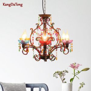 Pendelleuchten Nordic Creative Retro Industriedesign und Farbe LED-Kronleuchter Wohnzimmer Esszimmer dekorative Kerzenlichter