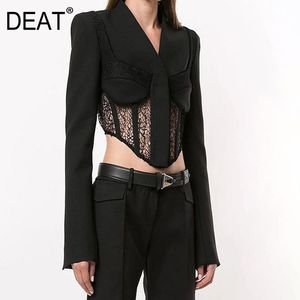 [DEAT] Nothed Collar Hollow Out Lace Patchwork Fishbone Waist Pockets Long Sleeve Black Suit Jacket For Women Spring GX427 210428