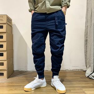 Mäns Jeans Japanska Vintage Mode Män Loose Fit Multi Fickor Casual Cargo Pants Overaller Street Style Hip Hop Joggers Byxor Byxor