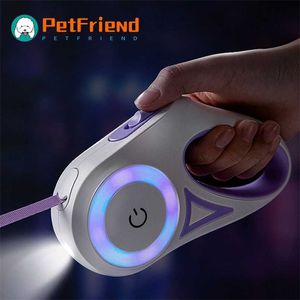 Luzes retrátil LED para cães gatos com lanterna automática de nylon cão de nylon caminhando chumbo automático estendendo a coleira de cão 211029