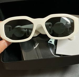 Óculos de sol para homens e mulheres estilo verão unissex óculos de sol anti-ultravioleta retro escudo lente placa armação completa óculos de moda grátis vem com pacote 53mm