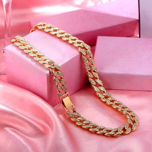 Ny Mode Punk Hip Hop Cuban Link Chain Choker Halsband Iced Out Rapper Crystal Halsband Bling Rhinestone Smycken Gift