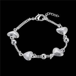 Kvinnors Sterling Silver Plated Heart Charm Armband GSSB602 Fashion 925 Silver Plate Smycken Armband