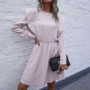 Jesień Wyściełany Ramię Z Długim Rękawem Mini Czarna Sukienka Dla Kobiet A-Line Vintage Ruffles Pełne Dresses Kobiety Vestidos Winter Dress 210514