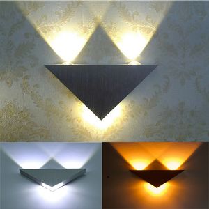 Moderne dreieckige Wandleuchten aus Aluminium, AC 110–220 V, Innendekoration, Wohnzimmer, Schlafzimmer, Flur, Lampe, LED-TV-Hintergrundbeleuchtung, montierte Beleuchtung