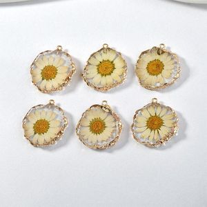 Charms 2pcs Vintage Gold Daisy Flower Irregular Resin Earring Korean Women Necklace Pendant Connector Jewelry Make