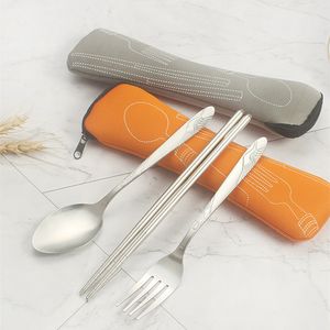Dinnerware Sets 4 Pcs Stainless Steel Tableware Suit Premium Portable Patterned Fork Spoon Chopstick Set With Storage Bag DHL FREE