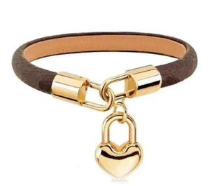 Classic Leather Bangle Armband Toppkvalitet Rostfritt Stål Guld Armband Par Personlighet Trend Smycken Leverans Partihandel