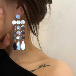 Design unico punk ciondola colore argento fiocchi rotondi catena grande orecchino nappa lunga personalità femminile orecchino a goccia a strati gioielli