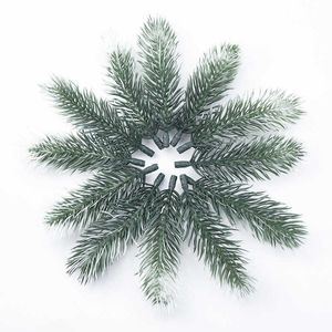 100 pcs plantas artificiais de plástico agulha de pinho floco de neve grinalda de natal material decorativo floresce flores home decor 211015