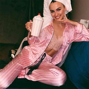 Kvinnors Sexiga Stripes Pyjamas Höst och Vinter Pajama Set Satin Hem Natt Använd Casual Kläder Silk Cardigan Långärmad PJS 210809