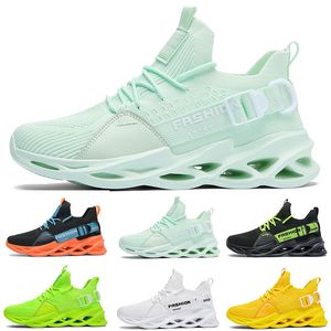 Gai grossist icke-varumärken män kvinnor löpskor trippel svart vit grön volt gul orange andningsbara herr mode tränare utomhus sport sneakers 39-46