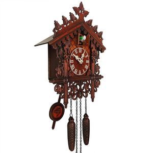 Väggklockor svart antik klocka hus pendel i urtavla traditionell trä gök varje timme chalet europeisk stil retro hem