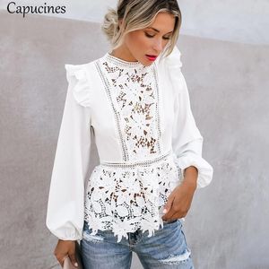 Capucines Pizzo Splicing Increspato Vita alta Camicie bianche Camicetta Donna Scava fuori Ricamo Buco della serratura Indietro Elegante Estate Chic Top 210317