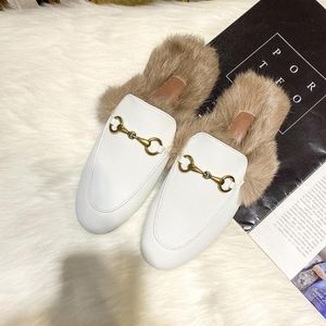 2021 New Fashion Outding Wear Baotou Mule Buty Królik Futro Pół Pościski Casual Zapatillas Hombre B4