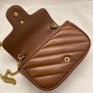 Portafogli classico mini Marmont da donna con retro in pelle con cuciture ondulate Con anello interno a forma di cuore Mark portachiavi attaccabile a Big Bag Ladies Borse a tracolla