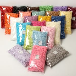 100g färgglad strimlad kruspapper raffia godis lådor diy presentförpackning fyllning material bröllop äktenskap hem dekoration