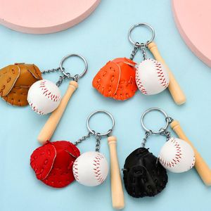 Baseball De Madeira venda por atacado-Mini Luva de Beisebol de Três Pedaço de Madeira Keychain Chaveiro Esportivo Chaveiro Chaveiro Presente Para Homem Mulher Mulher Pingente