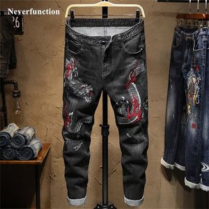 Мужские уличные одежды Slim Fit Dragon вышивка стрейч протягивает джинсы моды мужчина хип хмель хлопок вскользь прямые джинсовые брюки 210318