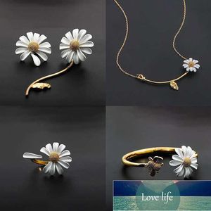 Cute Small Daisy Flower Necklace & Rings & Stud Earrings For Women Girls Sweet Statement Asymmetrical Earring Party Jewelry Gift