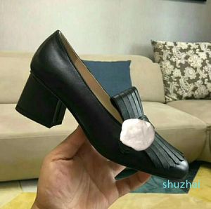 Classic Mid heeled boat shoe Designer leather Thick heel high heels cowhide Tassels Round head Metal Button women Little Dress shoe