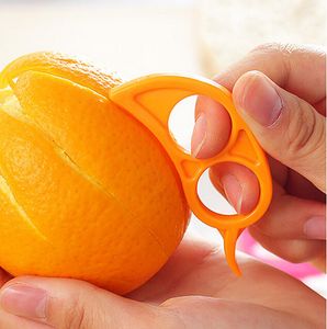 2021 Plastic Orange Peelers Zesters Lemon Grapefruit Fruit Slicer Opener Cutter Kitchen Gadgets At Random