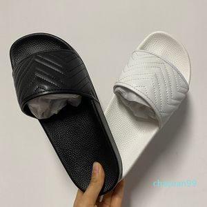 Äkta läder Kvinnor Sandal Flip Flops Metal Sliders Pearl Snake Print Rosa 2021 Mens Kvinnor Slipper Storlek 36-45 med låda 36 färger