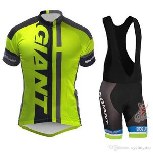 Neues Pro-Team-Riesen-Herren-Radsportbekleidung Ropa Ciclismo Radtrikot Radsportbekleidung Kurzarmhemd + Fahrrad-Trägerhose Set Y21040114