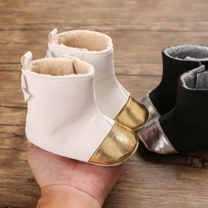 Första vandrare baby stövlar spädbarn födda tjejer pojkar utomhus soffa skor booties unisex solid lace-up spänne schoenen