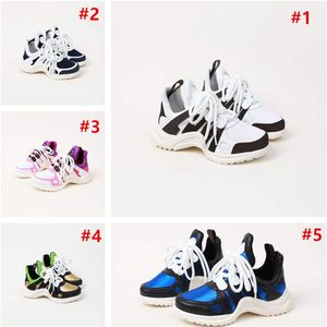 Nyaste Barnskor Childrentoddler Sneakers Fashion Brev Tryckt högkvalitativ utomhus Sport Running Walking Shoes Boys Girls Non-Slip Casual Sneaker