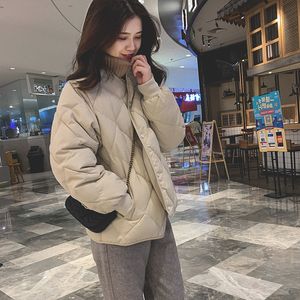 Sonbahar Kış kadın Zarif Moda Mizaç Saf Renk Parka Kadın Argyle Gevşek Sıcak Yuvarlak Boyun Yastıklı Ceket 210520