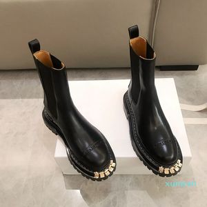 Stilista alla caviglia Scarpe da donna Stivali invernali da donna Stivale piatto da donna in pelle di vacchetta di seta di buona qualità