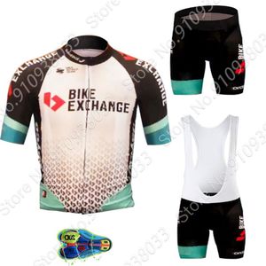 Set da corsa BIKE EXCHANGE 2021 Team Cycling Jersey Set Abbigliamento da uomo Camicia da strada Completo da bicicletta Pantaloncini Ropa Maillot Culotte