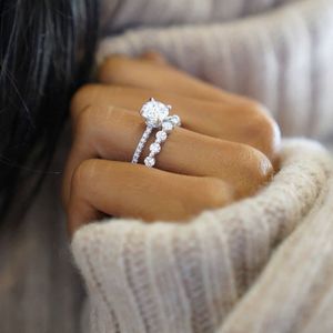 Orijinal Katı% 100 Sterling Sier Halkaları Kadınlar için Basit Solitaire Moissanit Diamond İnce Yüzük Topaz Taş Takı Sosyal Toplantıları