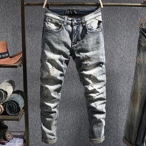 Marka Styl 2022 Mężczyźni Jeans Retro Light Blue Elastic Slim Fit Ripped Denim Spodnie Streetwear Vintage Designer Men's