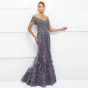 2021 Elegancka Stara Lawenda Koronki Syrenka Off Rękaw Rękaw Matka Suknie Panny Młodej Plunge Neck Wedding Guest Suknie Backless CXX