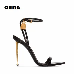 Sandálias Bloqueio de Ouro Ankle Strap Sexy 105mm Spike Saltos Mulheres Top Quality Couro Genuíno Vestido de Verão Sapatos