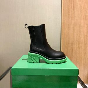 2021 Top Trend Różowy Sole Boot Moda Luksusowa Opona Leather Booties Kobiety Platforma Chunky Buty Lady Knight High-Boot Designer Rozmiar 35-40 Thxfesvg