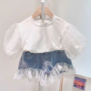 Summer Girls 'Zestawy odzieżowe Koreański Księżniczka Rękaw Bubble Top + Koronkowe Szorty Dżinsowe Szorty 2 Sztuk Dzieci Dzieci Ubrania garnitur 210625