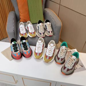 2022 Projektant Rhyton Sneakers Buty Mężczyźni Kobiety Trenerzy Vintage Luksusowe Chaussures Damskie Buty Sportowe Projektanci Runner Sneaker z Size