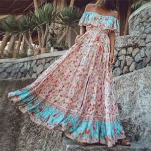 Vacanza Rose Flower Off spalla Ruffles Abito manica corta Summer Bohemia Donna Bottone monopetto Abiti lunghi BOHO 210429